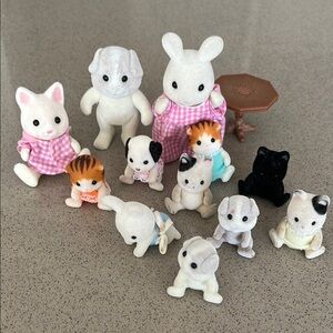 White and Black Dollhouse Animal Figurines Set